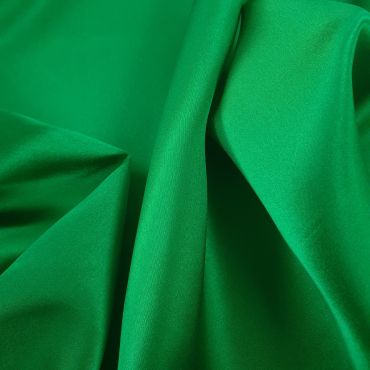 HEAVY SATIN EMERALD